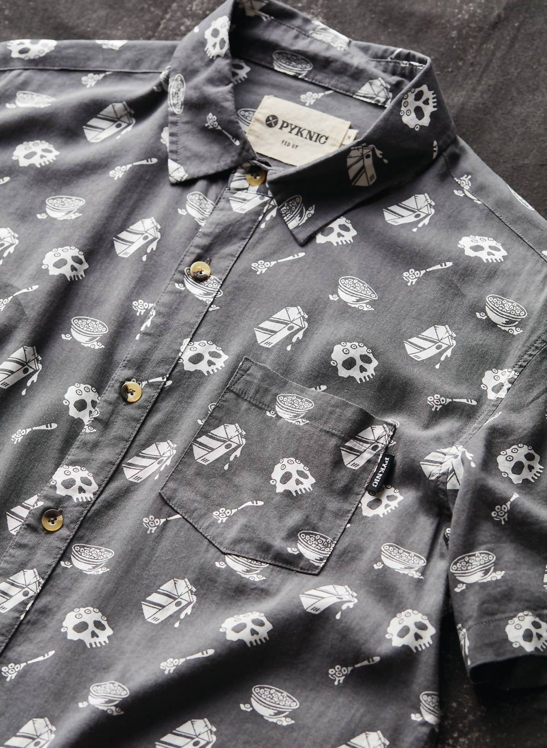 Unisex Cereal Killer Legeres Button-Down-Hemd