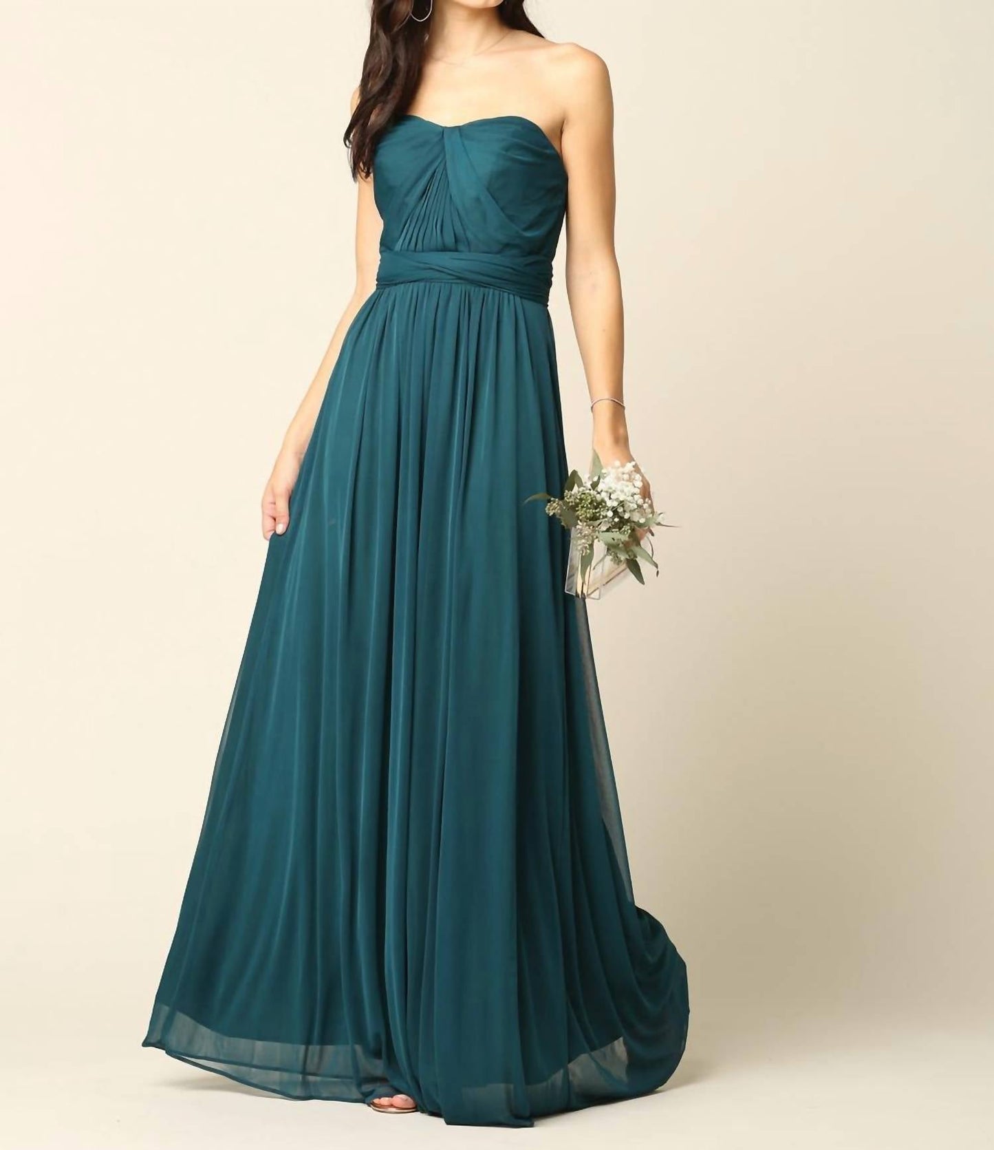 Schulterfreies Abendkleid