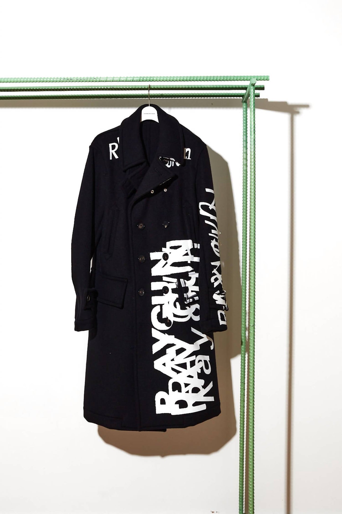 Unisex - Raygun Print Super Straight Overcoat