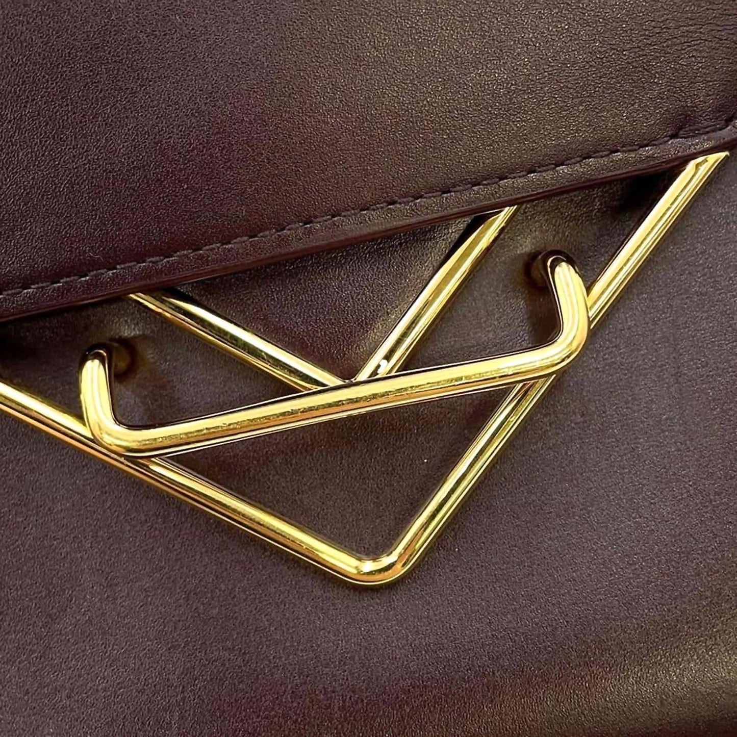 Clip Shoulder And Crossbody Bag