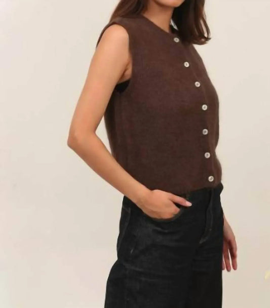 Baby Alpaca Sleeveless Sweater Top