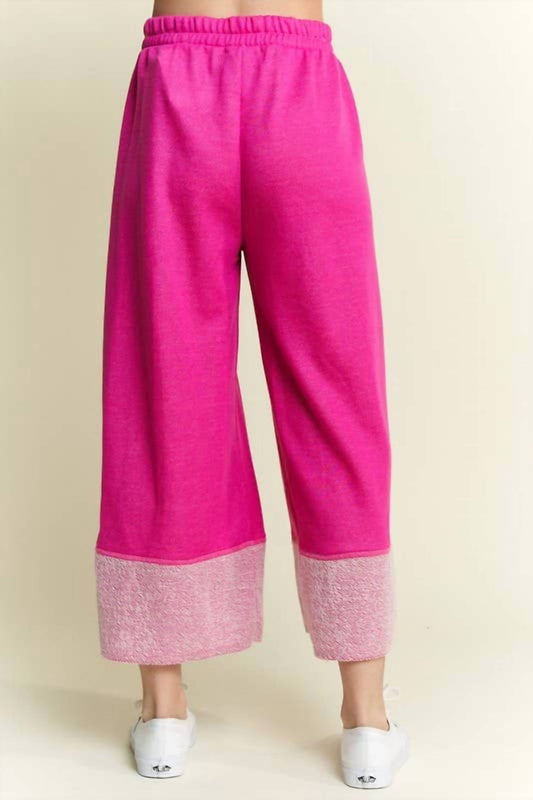 Weite Hose mit Gummizug und Waschung