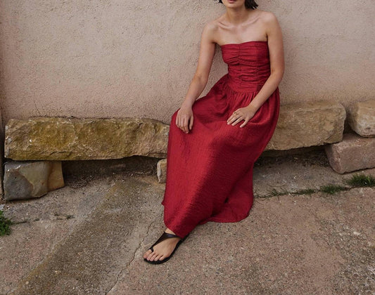 Trägerloses A-Linien Midikleid