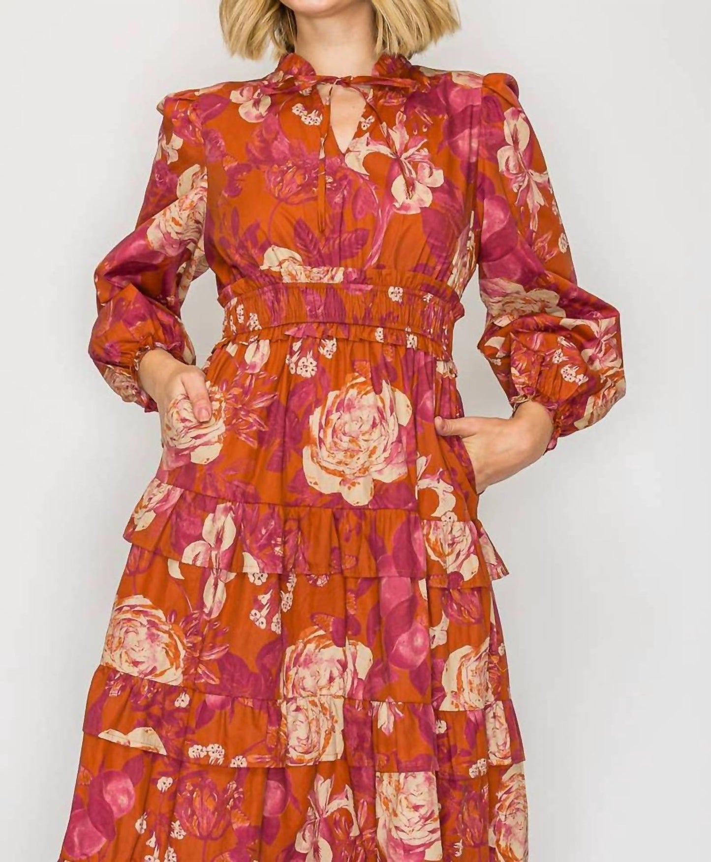 Rustikales Midikleid mit Rosenprint