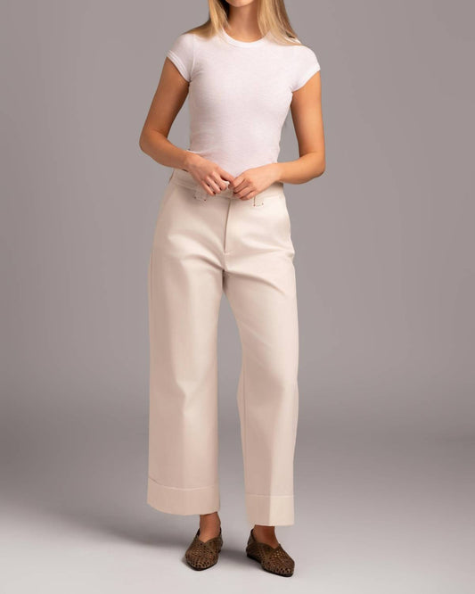 Studio Cropped Hose