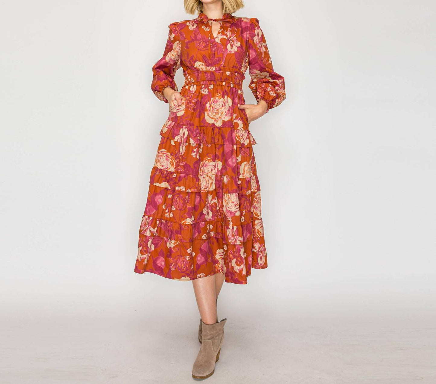 Rustikales Midikleid mit Rosenprint