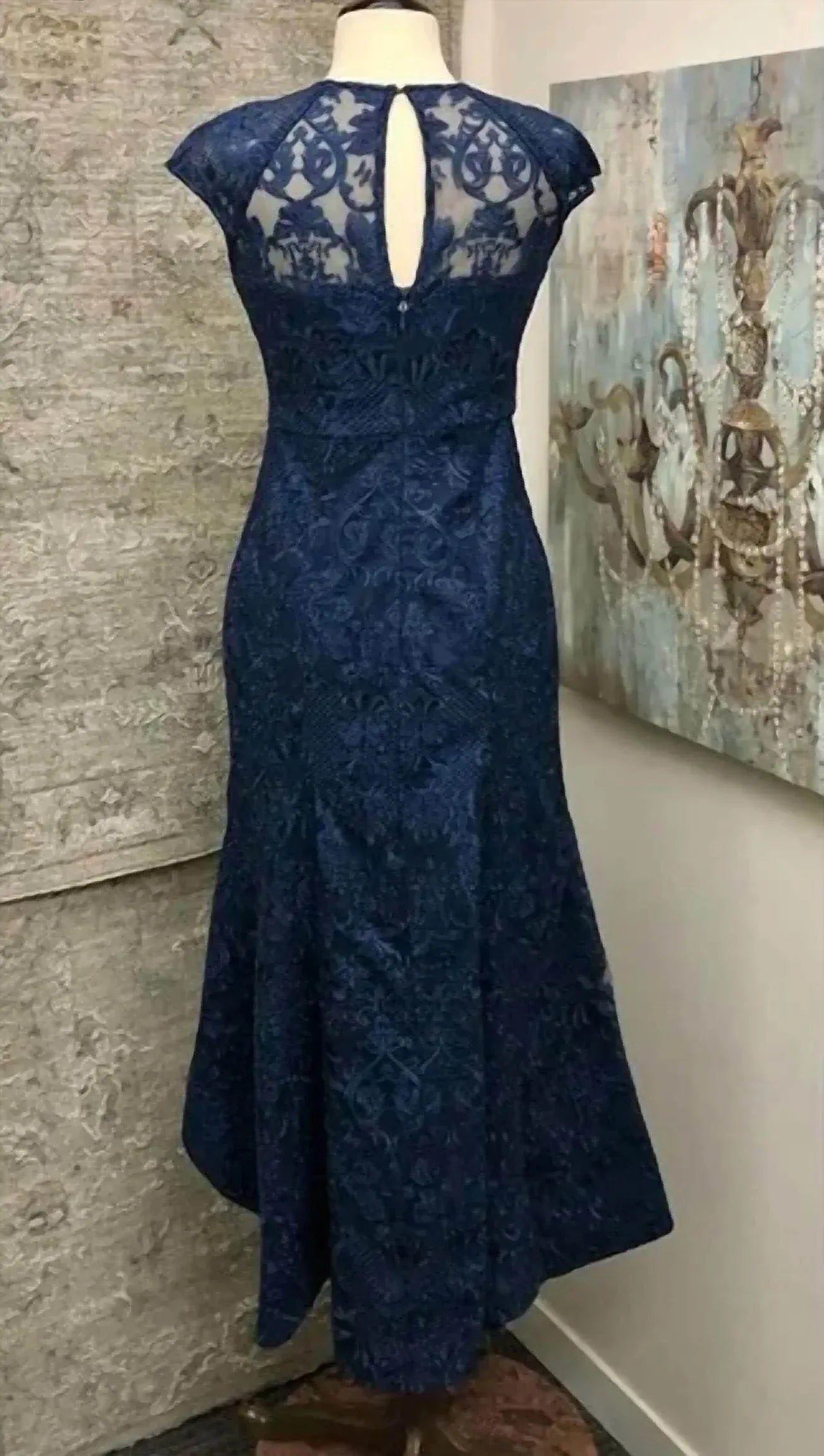 PREHNITE GOWN
