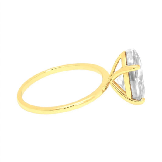 Women's Solitaire Oval Moissanite Ring