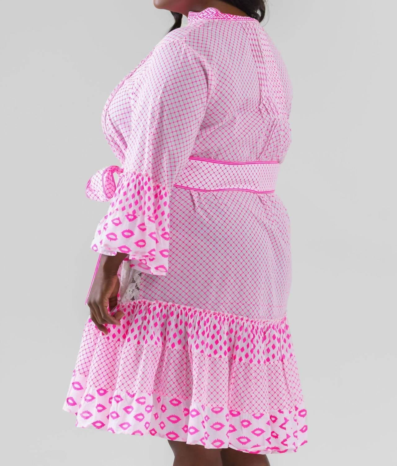 Kurzes Netzstoff-Minikleid – Große Größen