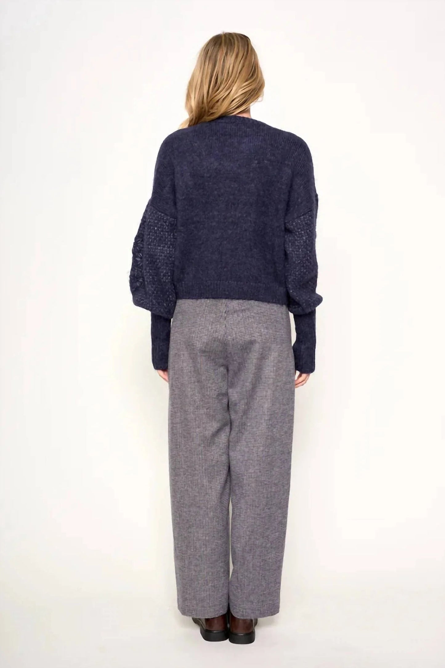 Cynthia Pullover