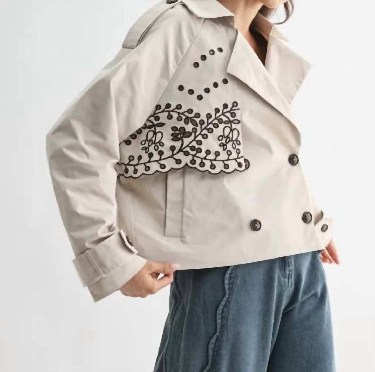 Bestickte Trenchjacke