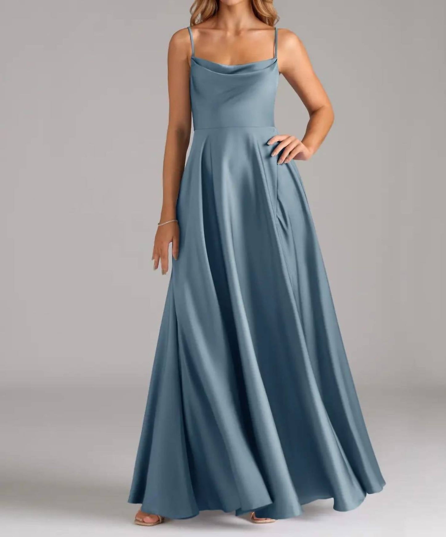 Seiden-Satin A-Linien-Kleid mit Spaghettiträgern