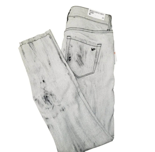 Women's Washed Skinny Mid Rise Jeans