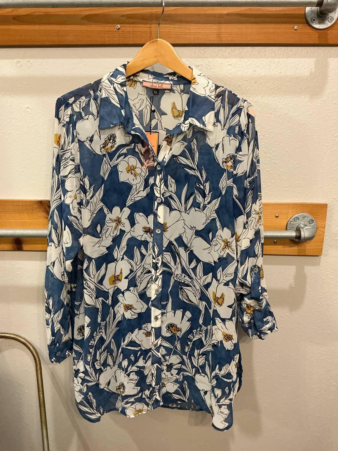 Bluse mit geblümtem Muster