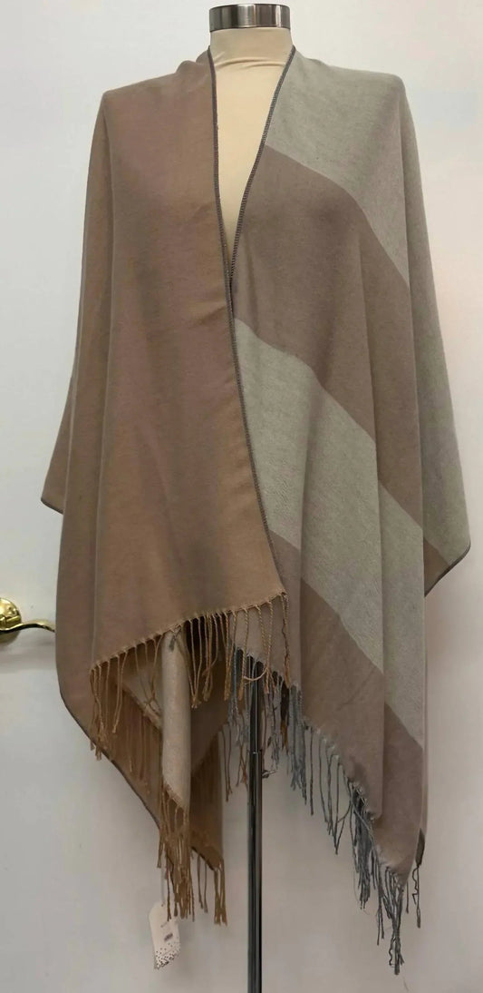 Women's Shawl Cape With Fringe Details
