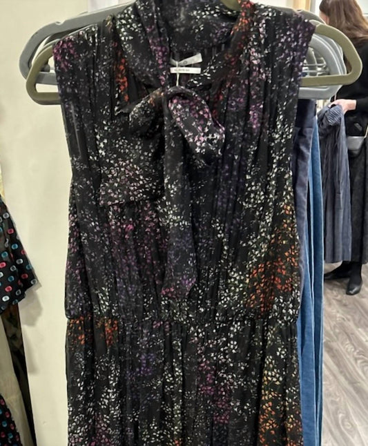 Women's Sleeveless Tie Collar Dress