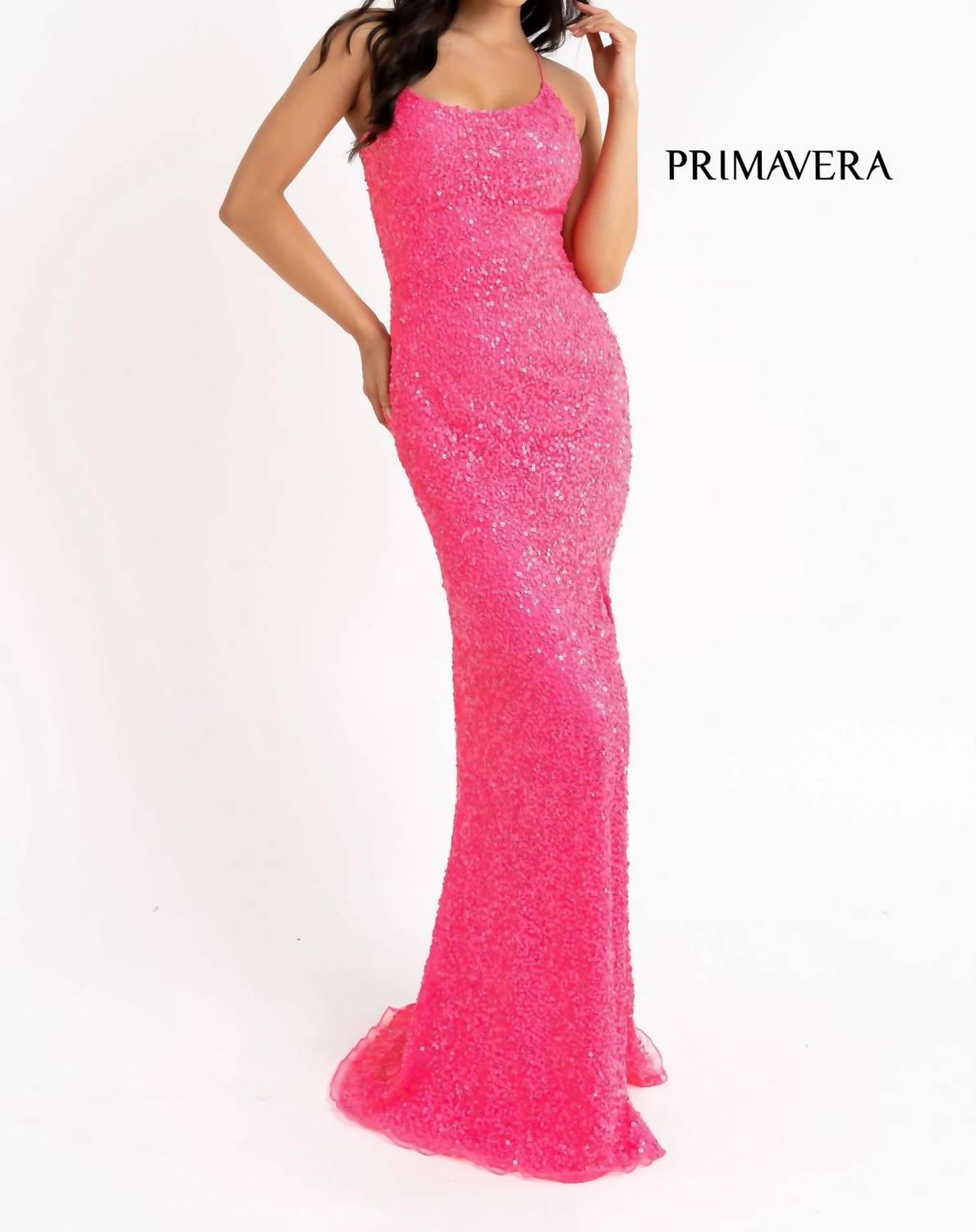 Abendkleid mit Pailletten und Schnürung am Rücken