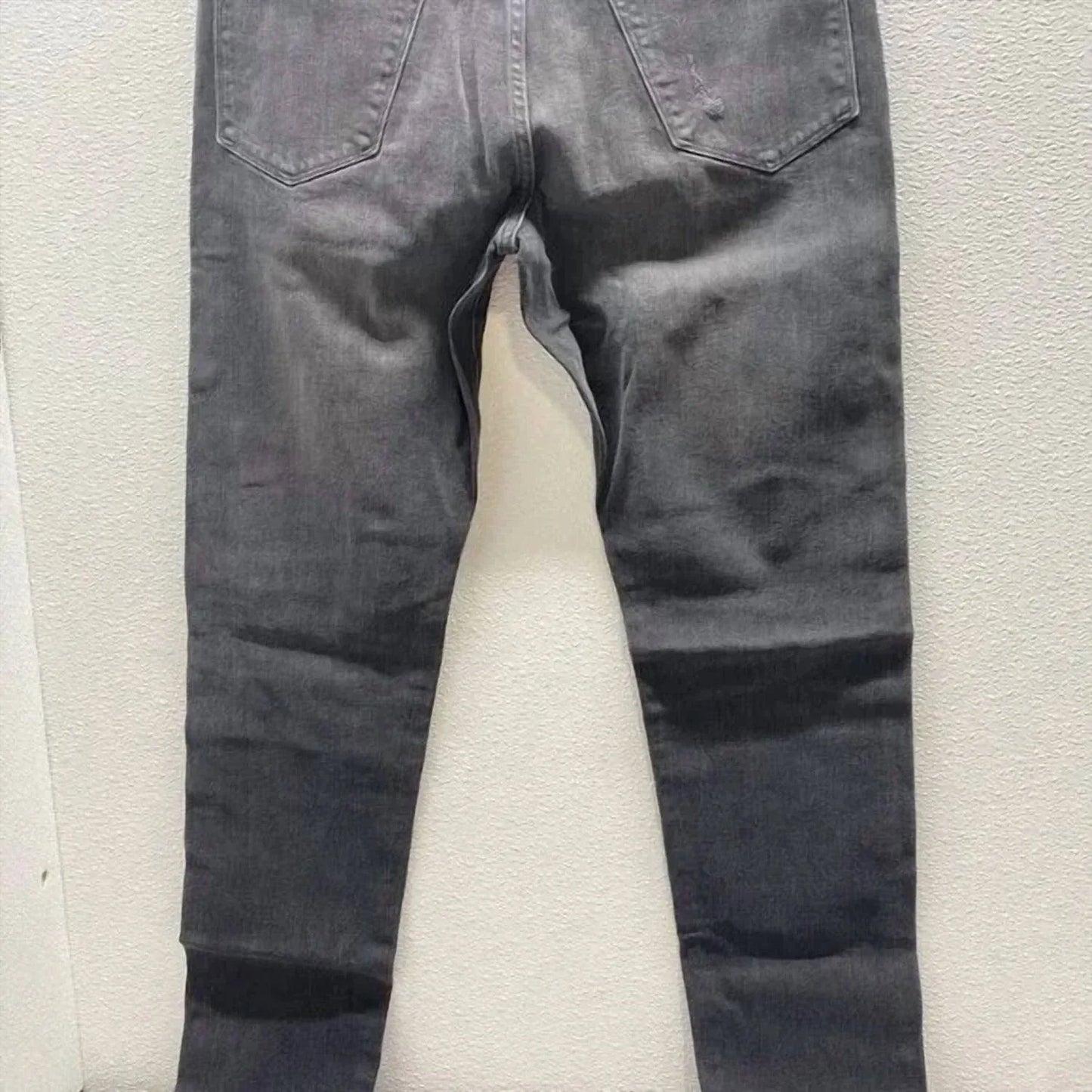 Herren Slim Fit Distressed Five-Pocket Jeans