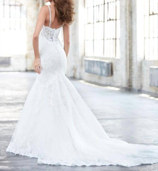 Brautkleid