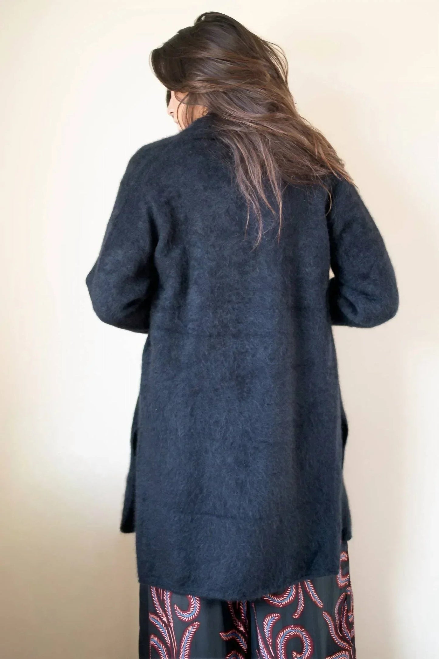 Langer Waschbären-Cardigan