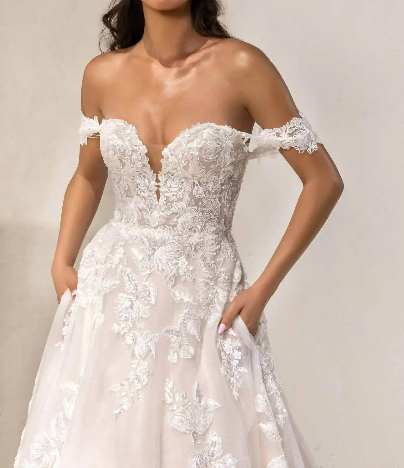 Lucy Strapless Wedding Dress