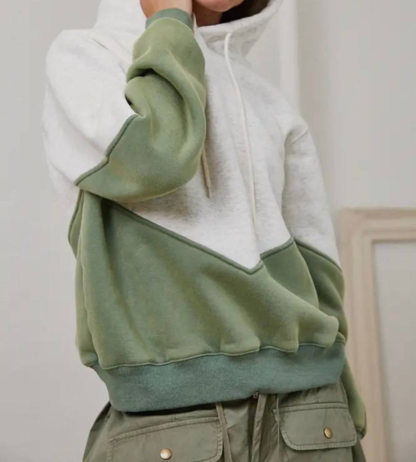 Zweifarbiger Color Block Kapuzenpullover aus weichem Fleece