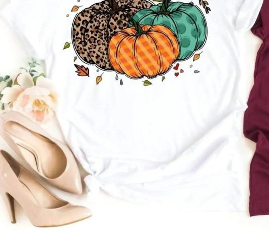 Women's Fall Pumpkin With Leaves Shirt