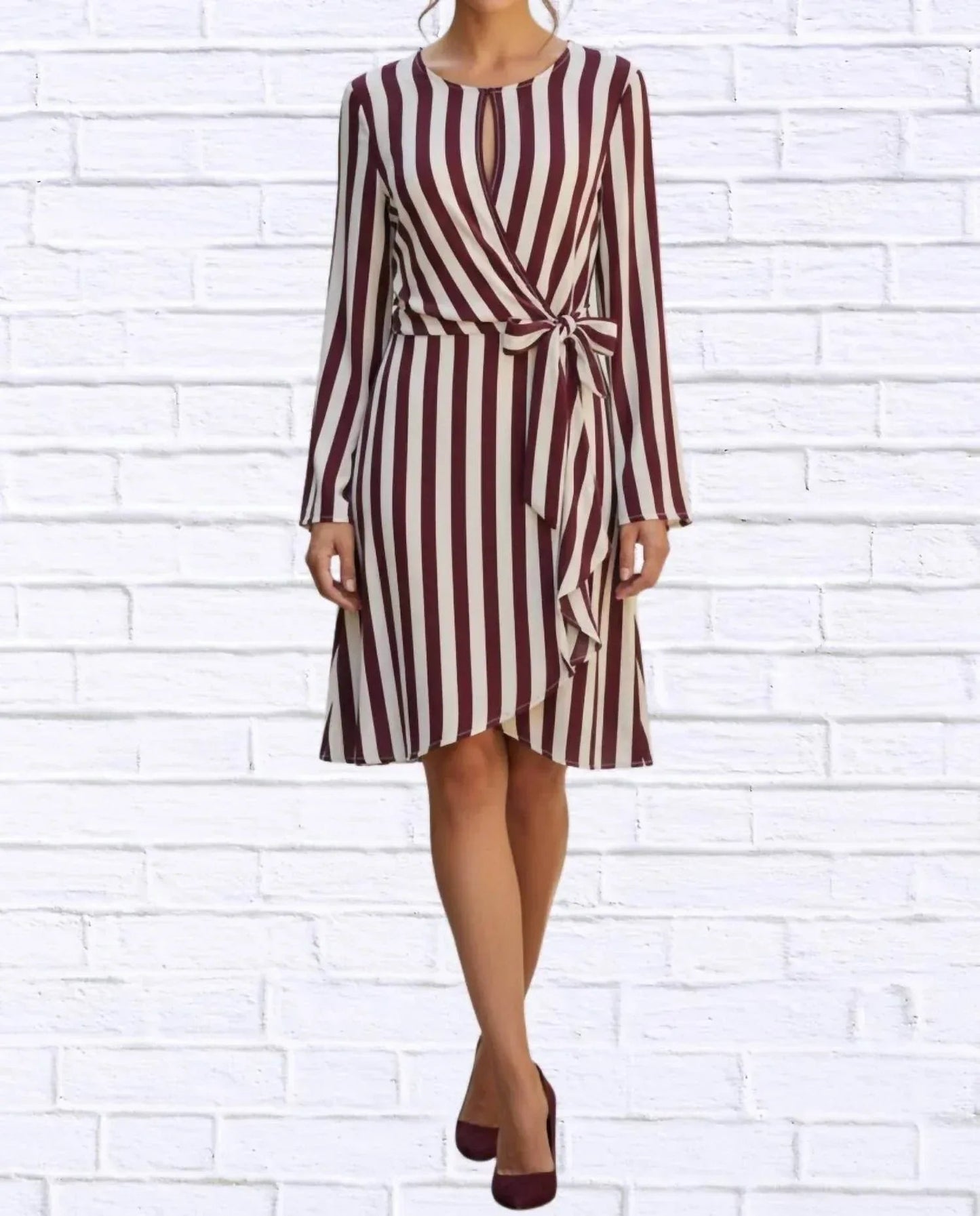 Langärmliges Wickelkleid