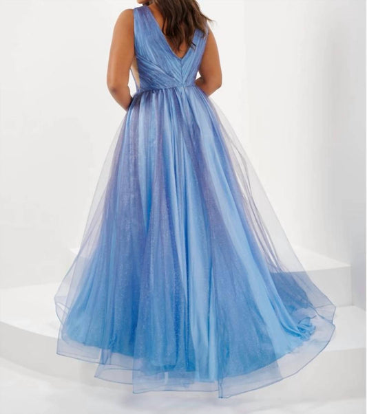 Funkelndes Ombre Tüllkleid mit V-Ausschnitt – Große Größen