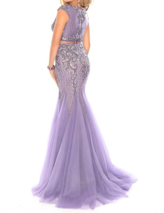 Zweiteiliges Illusions-Meerjungfrauenkleid mit Perlenstickerei