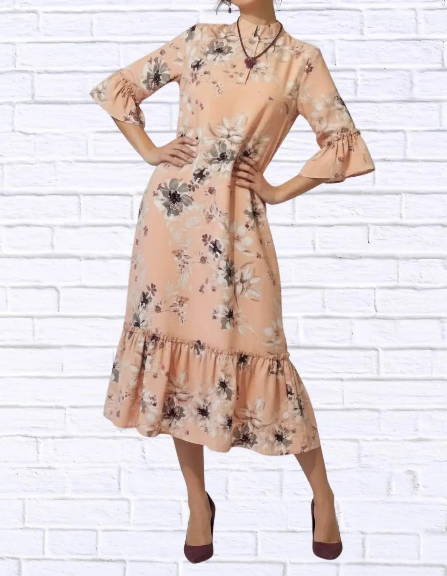 Florales Midikleid mit Rüschensaum