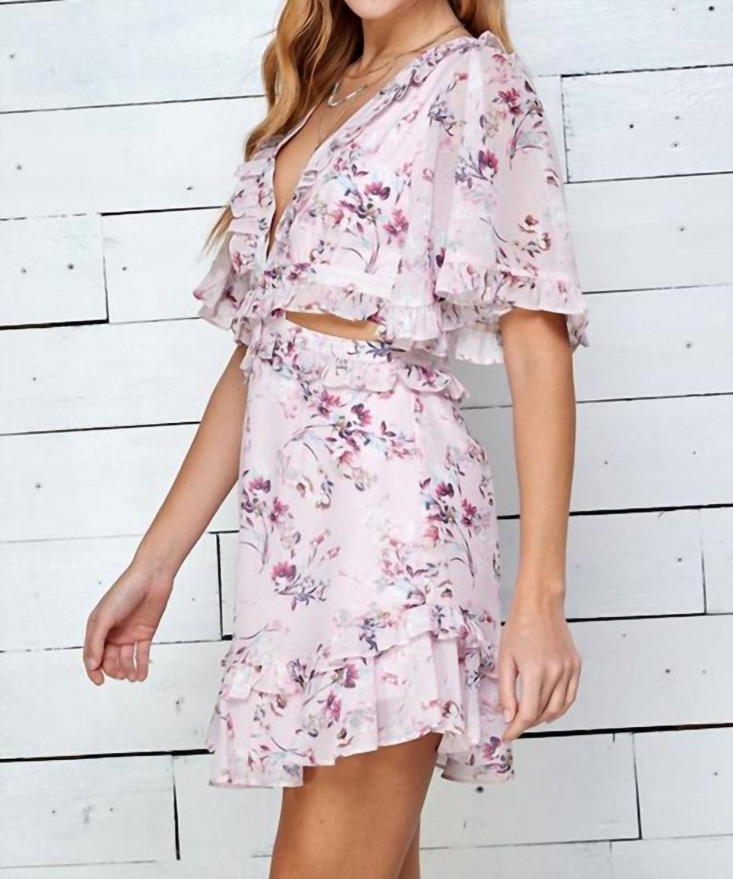 Geblümtes Rüschenkleid