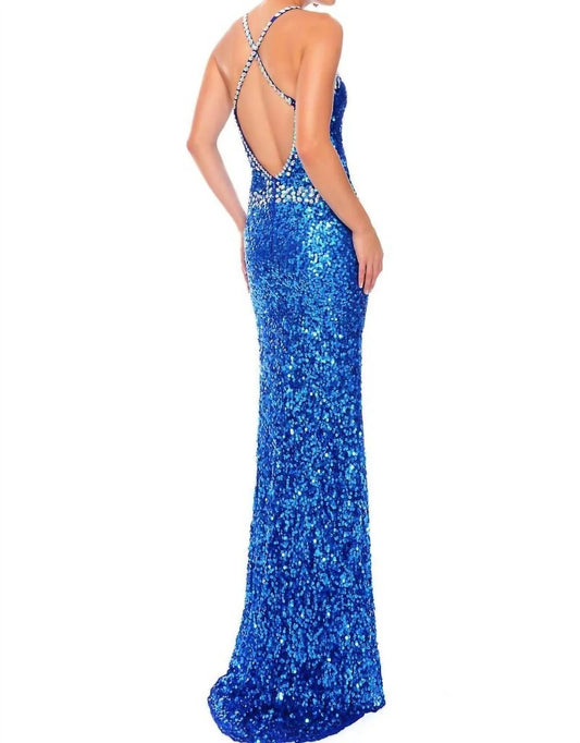Handbesticktes Ballkleid mit hohem Schlitz