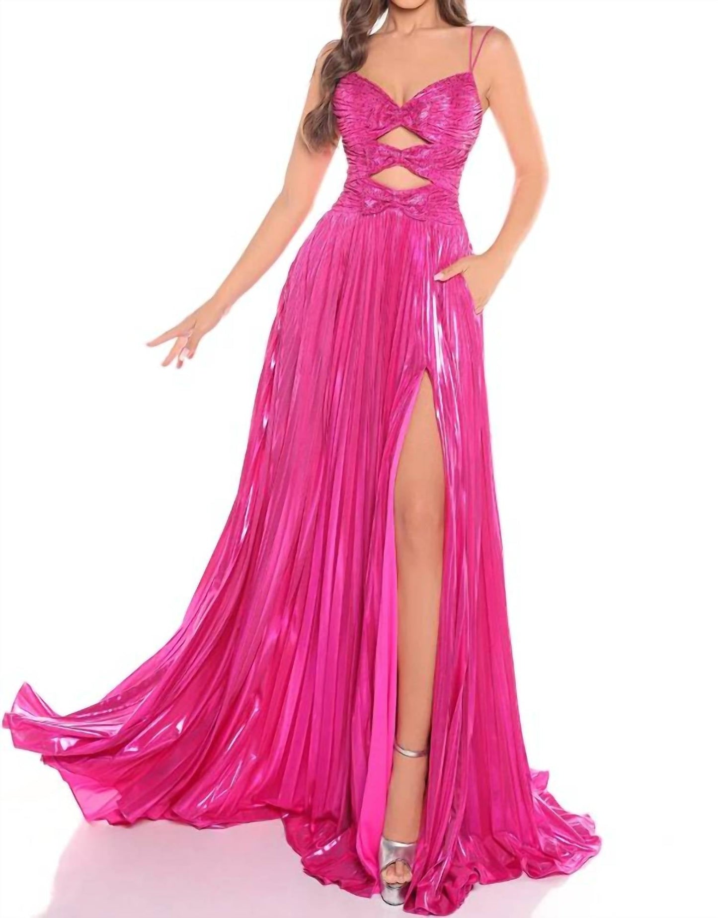 Metallic-Cutout-Abendkleid mit A-Linie und Schlitz
