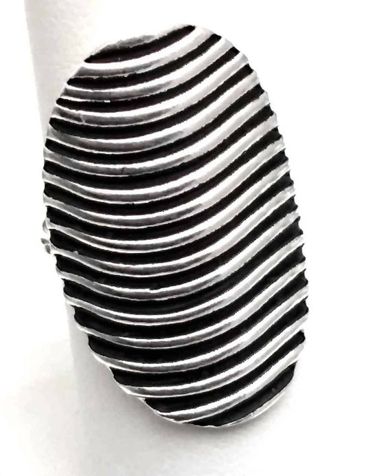 Women's Ocean Wave Ring