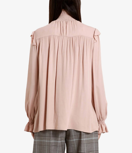 Hochgeschlossene Bluse