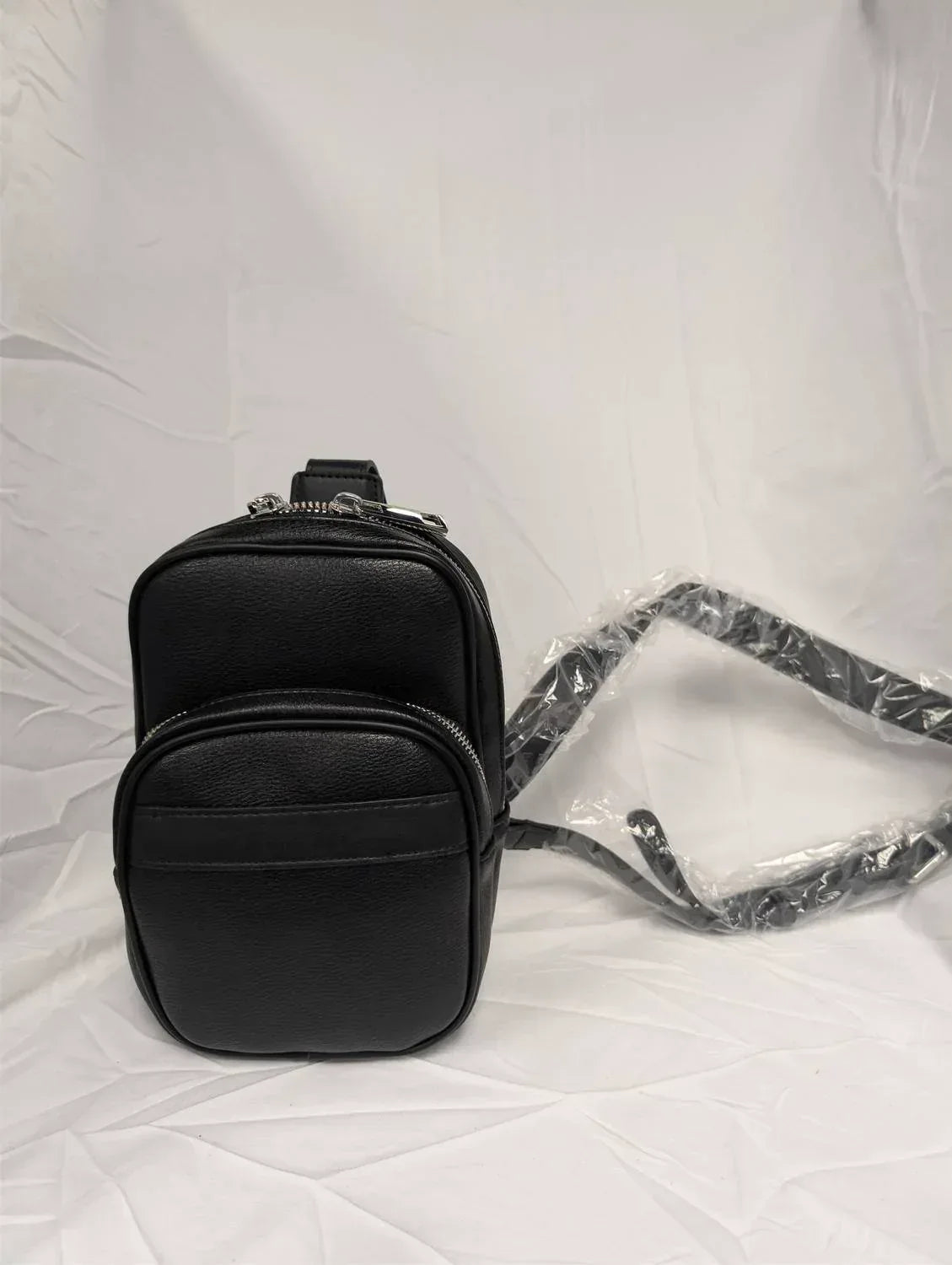 LEATHER SLING PACK BAG