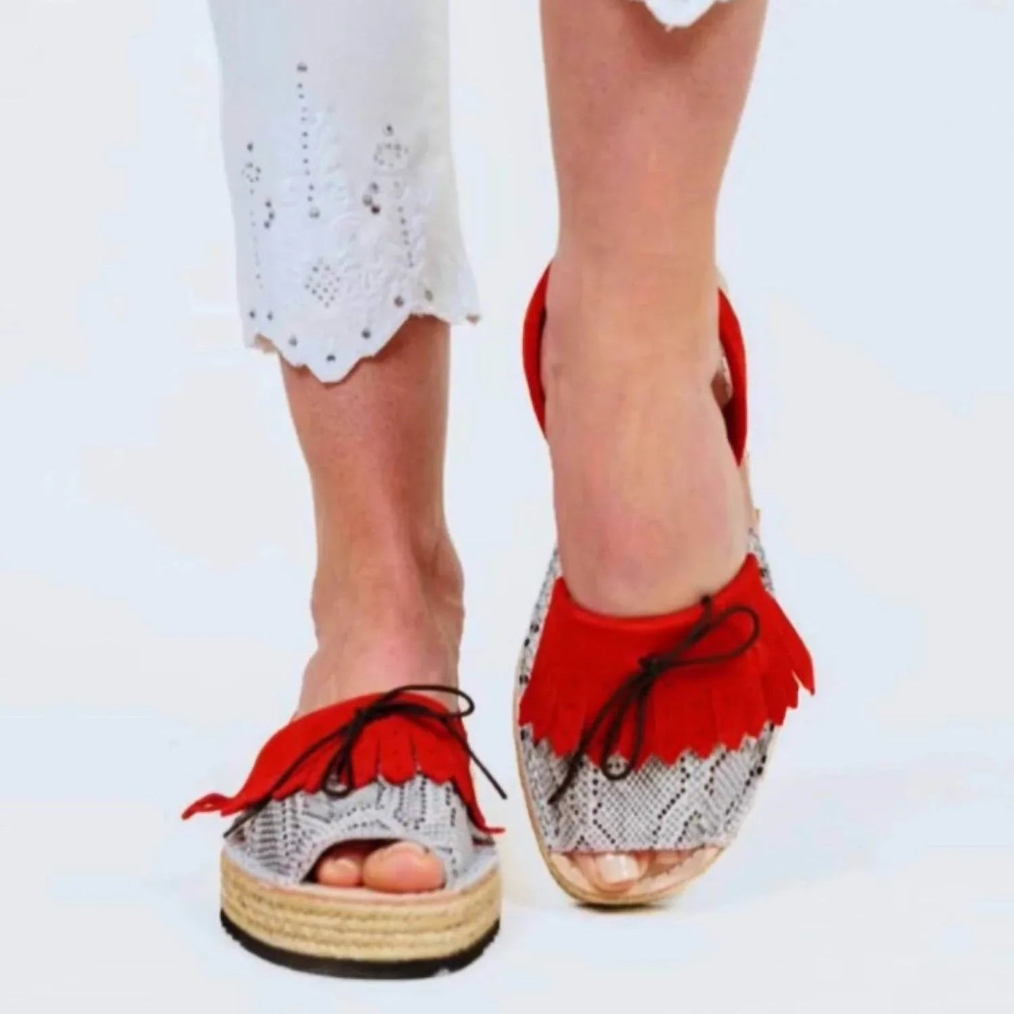 Damen Fransen Keilsandalette Schmal