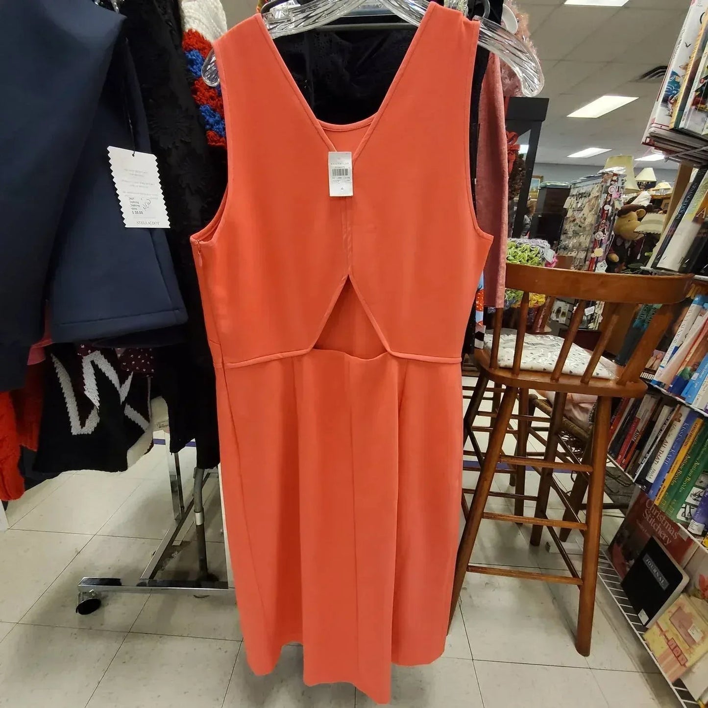 Women's Sleeveless Ponte Knit Dress With Keyhole Back