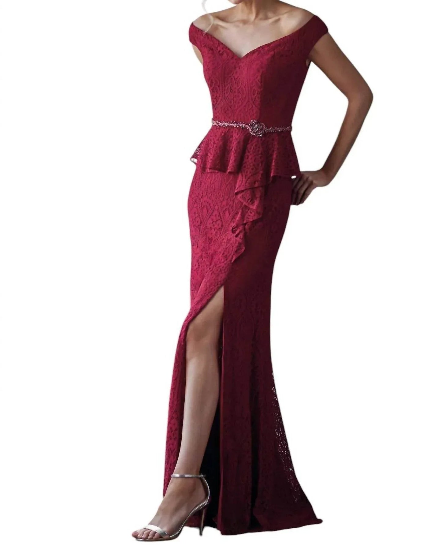 Spitzen-MOB-Kleid mit Schößchen und U-Boot-Ausschnitt
