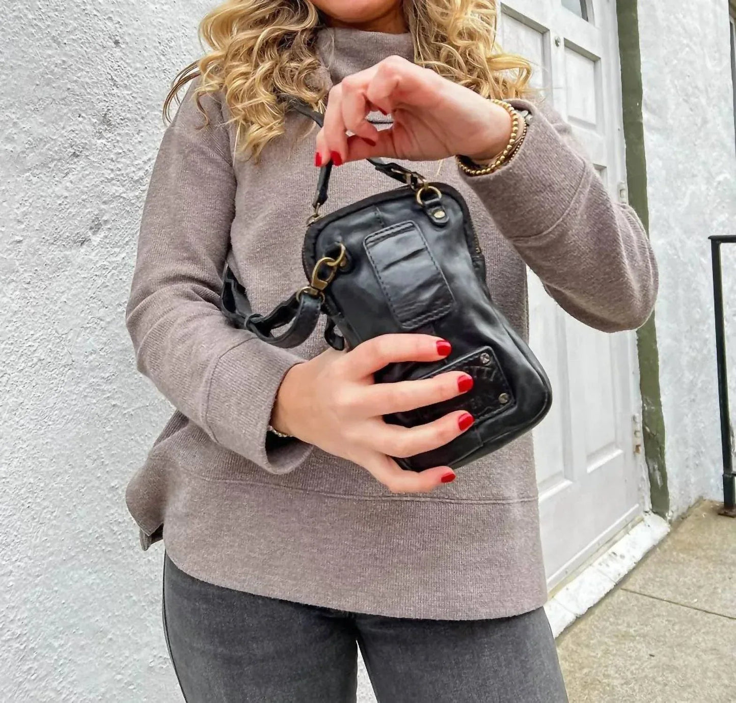 Damen Leder-Gürteltasche