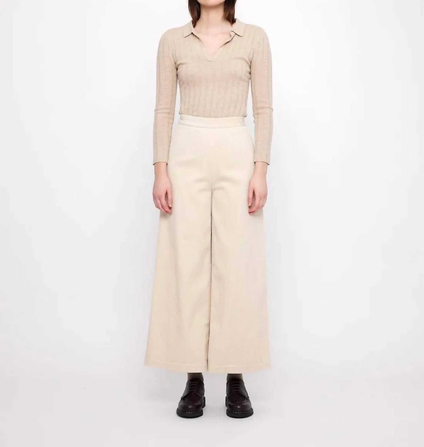 Klassische weite Hose
