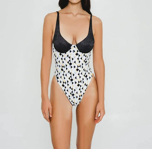 Calico One Piece Kaleidoscope Pattern, Adjustable Support