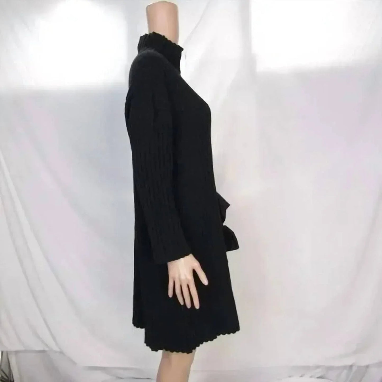 Geripptes Strickkleid für Damen mit Schleifendetail