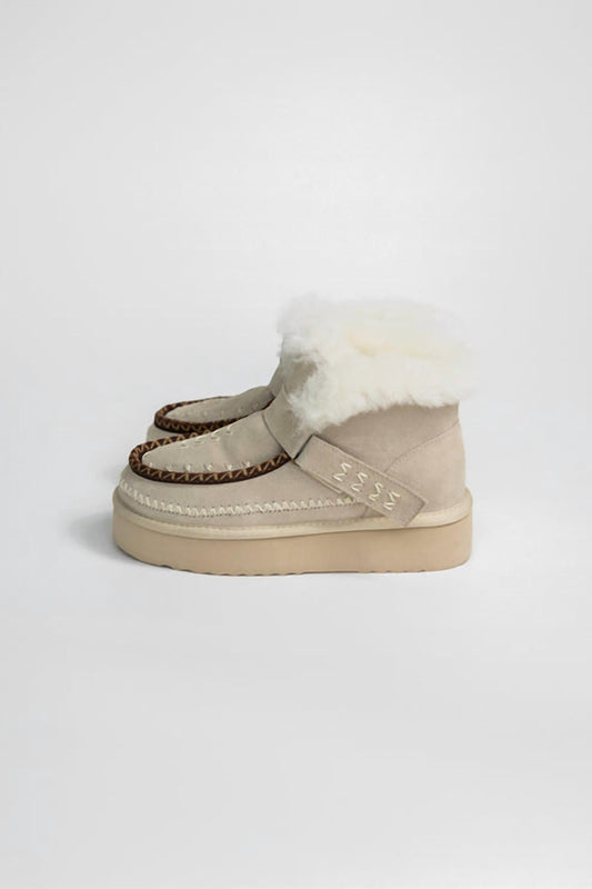 Damen-Alpenstiefel aus Veloursleder und Lammfell