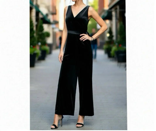 Samt-Cocktail-Overall mit weitem Bein