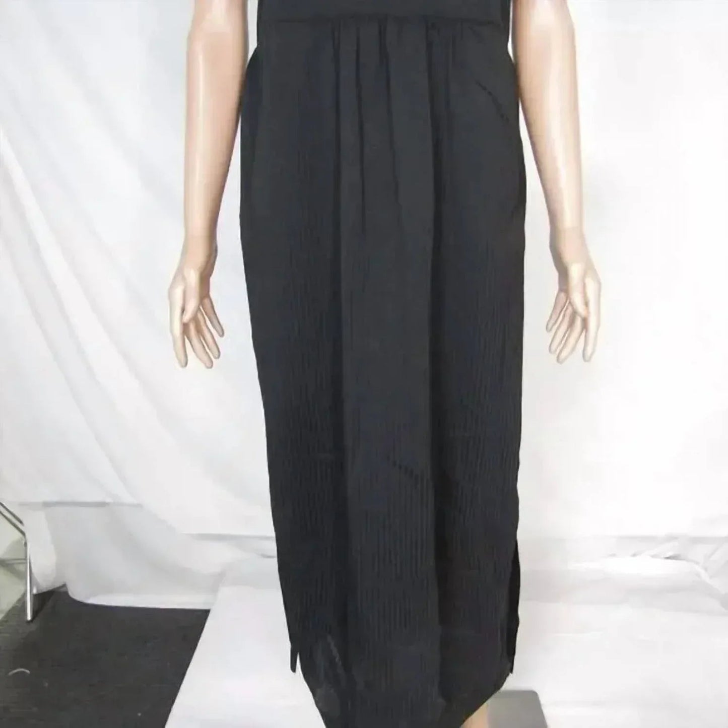 Damen asymmetrisches kurzärmliges Kleid mit Knöpfen