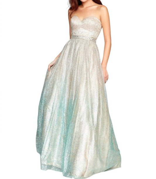 Trägerloses Maxi-Abendkleid mit ausgestelltem Rock