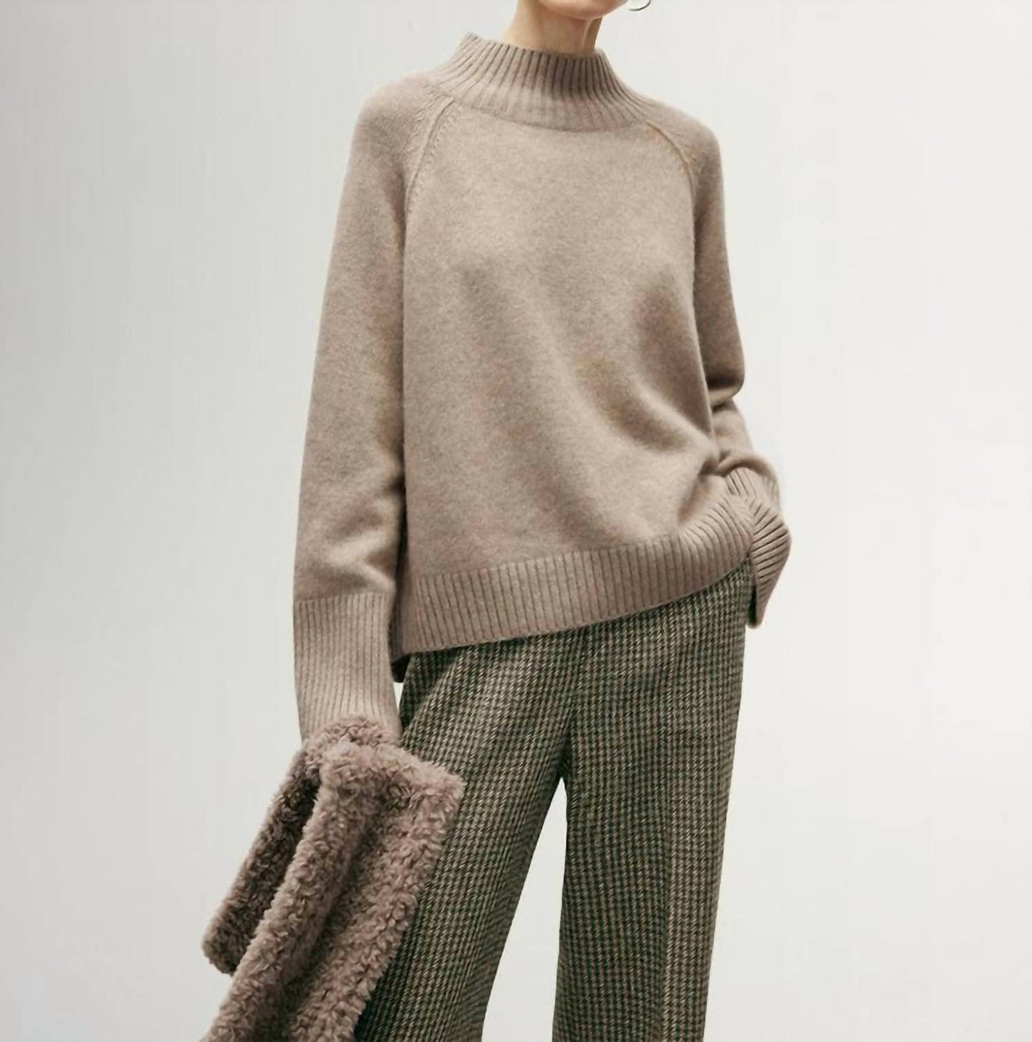 Rollkragenpullover aus Kaschmir mit lockerer Passform