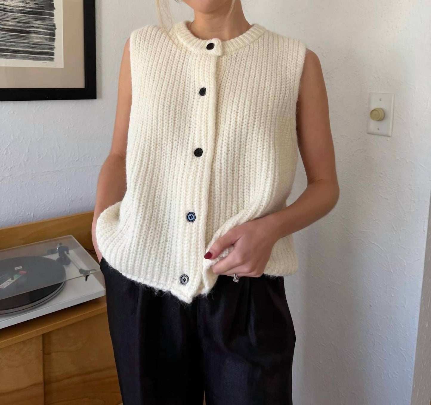 Canelle Wool Knit Buttoned Vest Top